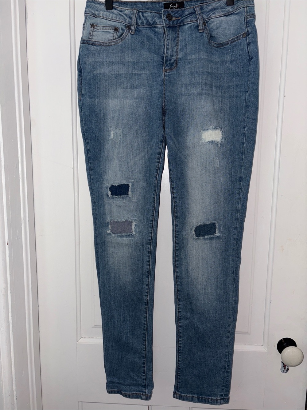 Earl Jean  distressed light wash Blue jeans
- Slim Fit
